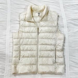 Uniqlo White Ultra Light Puffy Down Vest